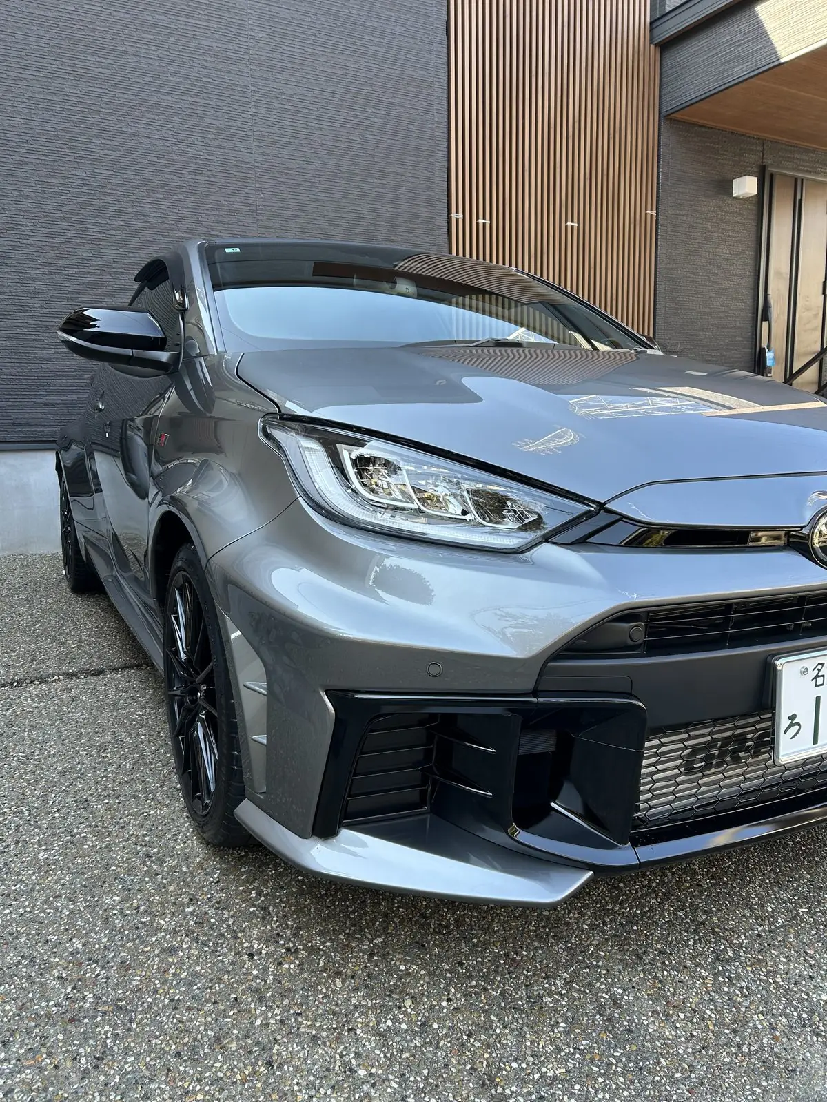 トヨタ GRヤリス リフレッシュ洗車＋簡易コーティング 施工